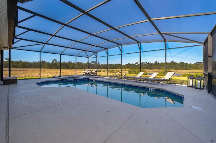 Image No.36-5 Bed House for sale