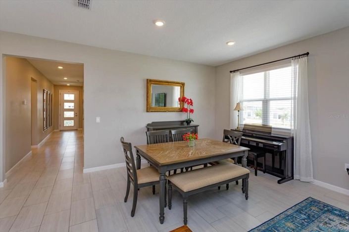 Image No.10-4 Bed House for sale