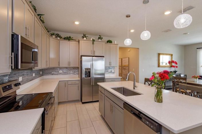 Image No.16-4 Bed House for sale