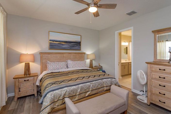 Image No.19-4 Bed House for sale