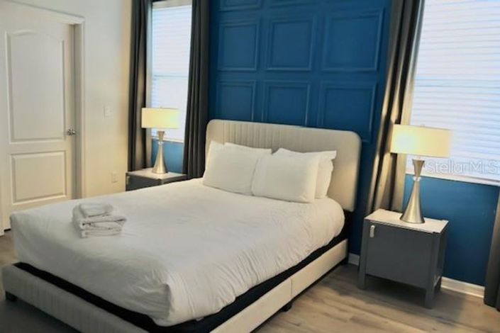 Image No.11-7 Bed House for sale