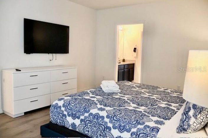 Image No.22-7 Bed House for sale