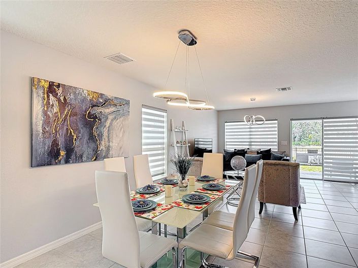 Image No.17-3 Bed House for sale