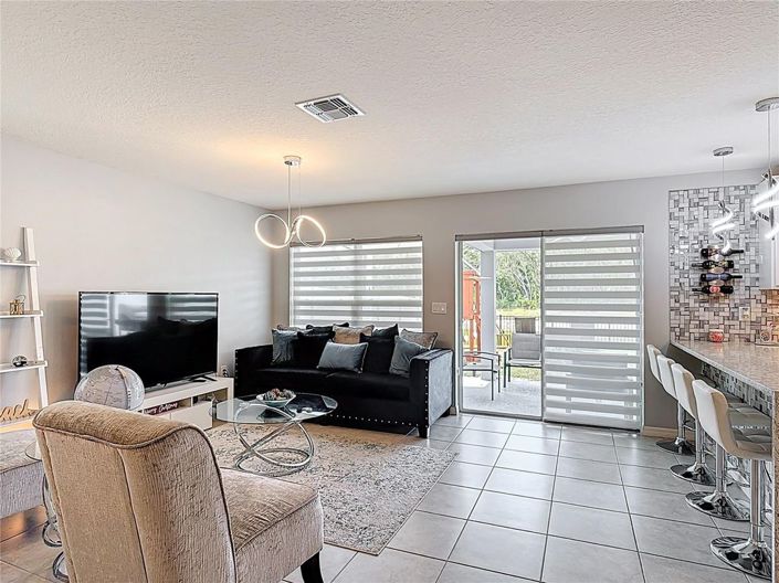 Image No.19-3 Bed House for sale