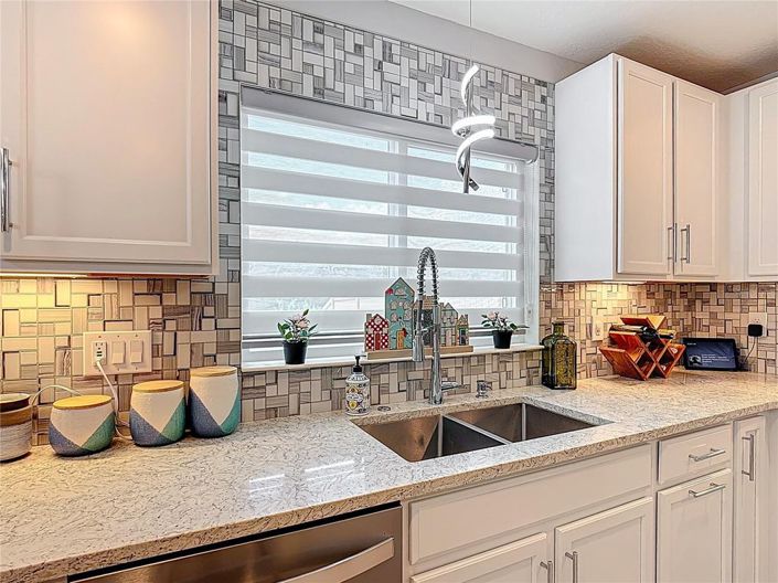 Image No.21-3 Bed House for sale