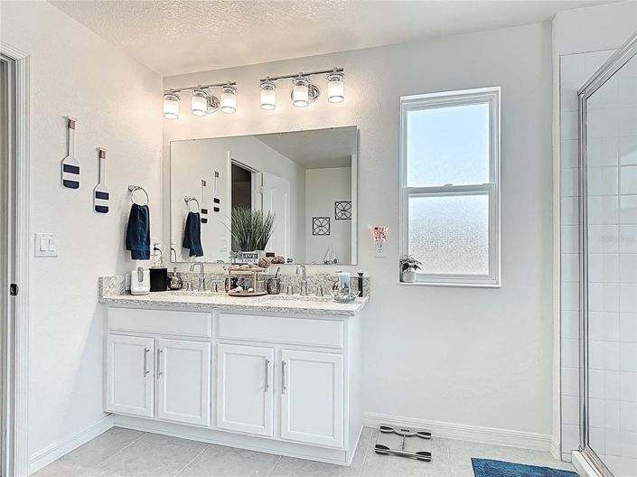 Image No.29-3 Bed House for sale