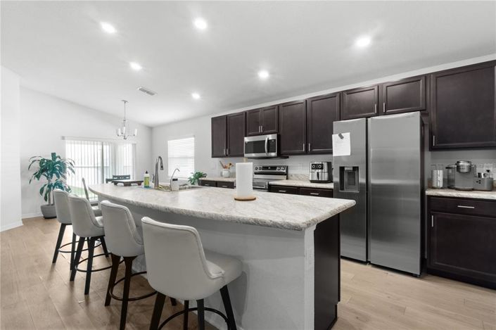 Image No.12-4 Bed House for sale