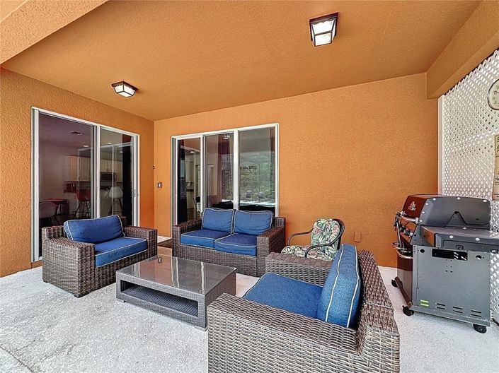 Image No.11-6 Bed House for sale