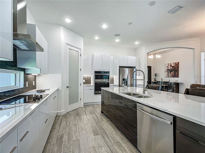 Image No.4-3 Bed House for sale