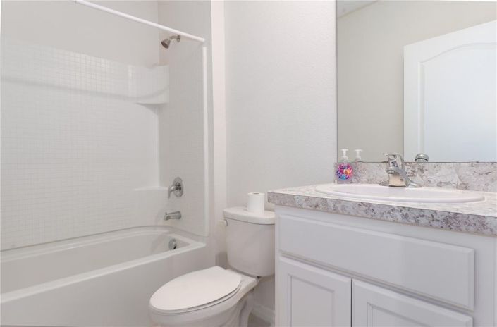 Image No.11-3 Bed House for sale