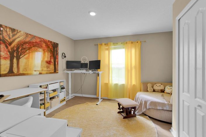 Image No.27-3 Bed Townhouse for sale