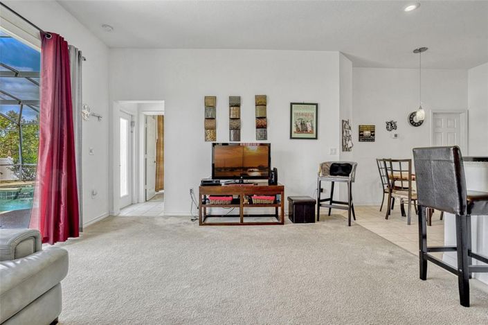 Image No.22-5 Bed House for sale