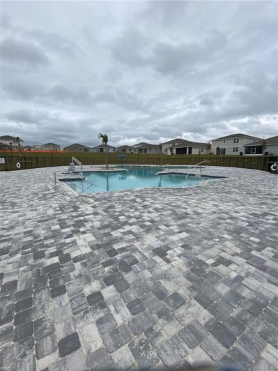 Image No.33-4 Bed House for sale