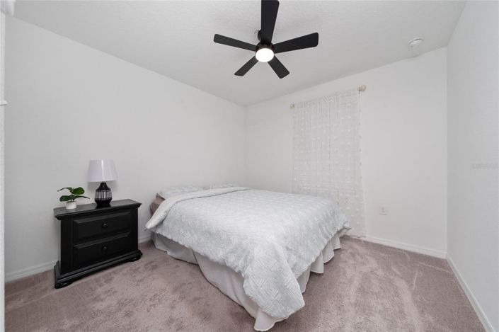 Image No.19-3 Bed Townhouse for sale