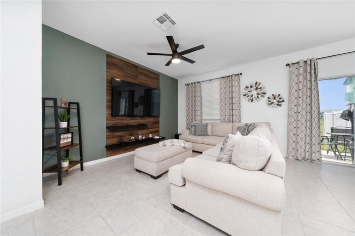 Image No.10-3 Bed Townhouse for sale