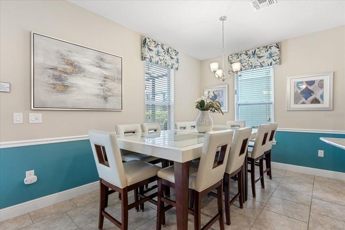 Image No.13-6 Bed House for sale