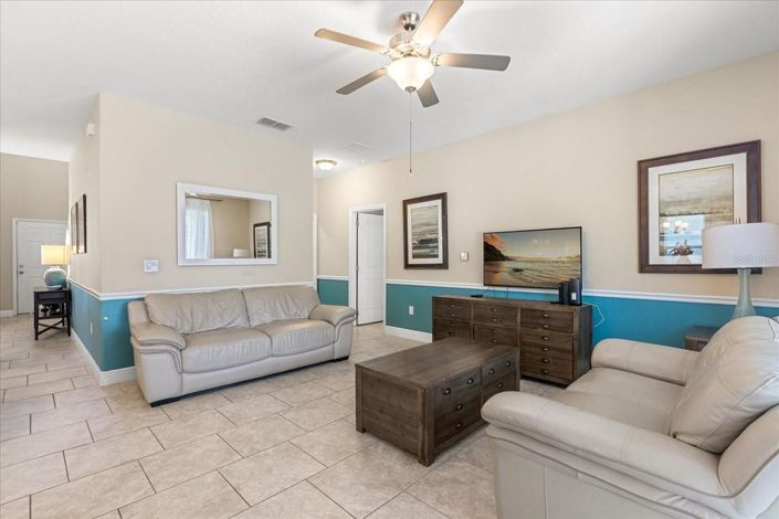 Image No.15-6 Bed House for sale