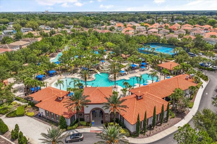 Image No.4-6 Bed House for sale