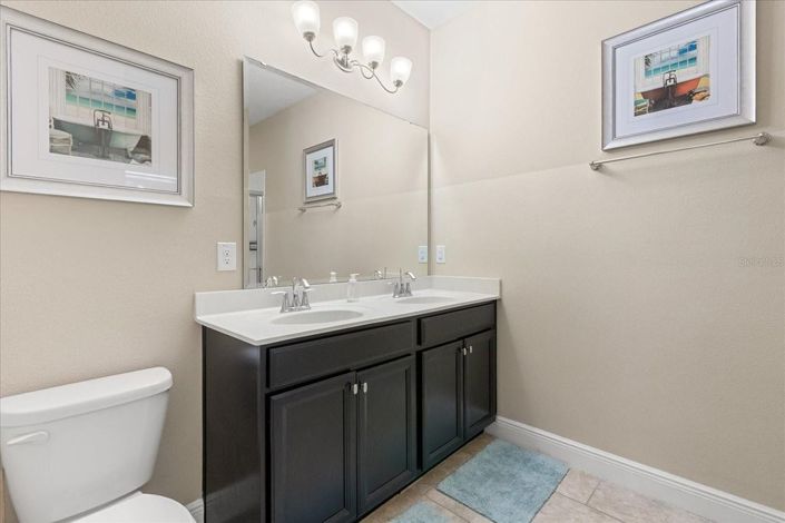 Image No.31-6 Bed House for sale