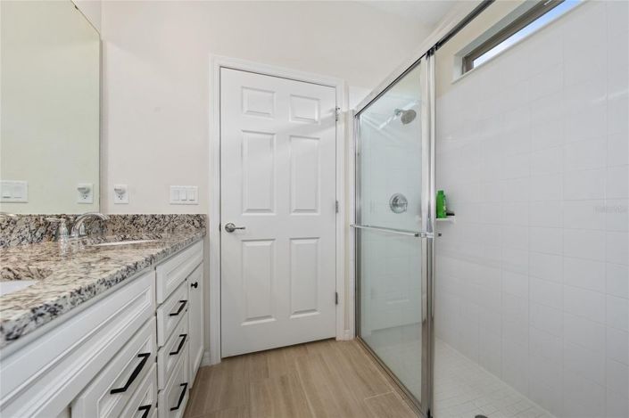 Image No.13-2 Bed House for sale