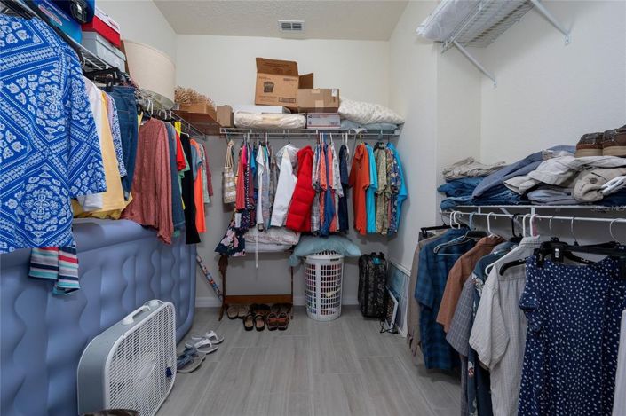 Image No.15-2 Bed House for sale