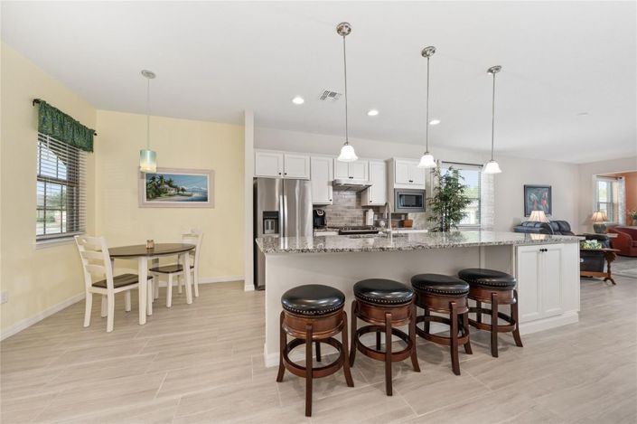 Image No.4-2 Bed House for sale