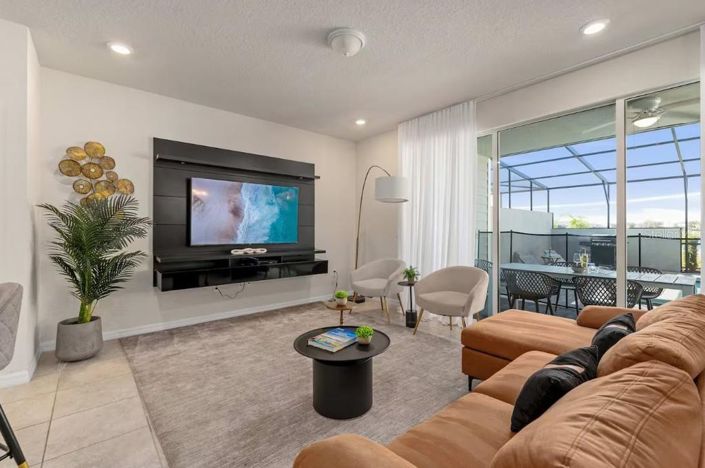 Image No.11-5 Bed Townhouse for sale