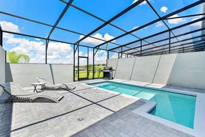 Image No.19-5 Bed Townhouse for sale