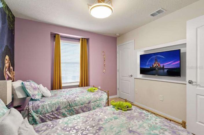 Image No.39-5 Bed Townhouse for sale