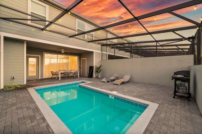 Image No.5-5 Bed Townhouse for sale