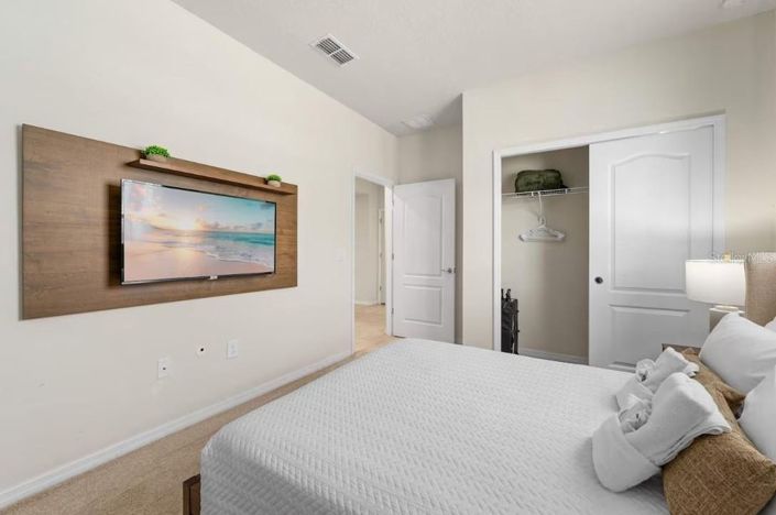 Image No.41-5 Bed Townhouse for sale