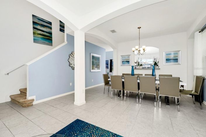 Image No.15-5 Bed House for sale