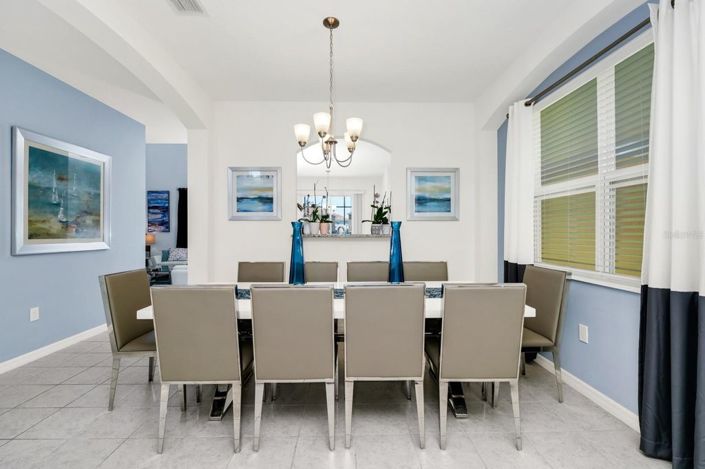 Image No.16-5 Bed House for sale