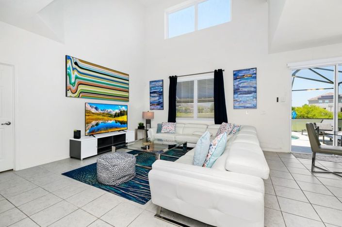 Image No.18-5 Bed House for sale