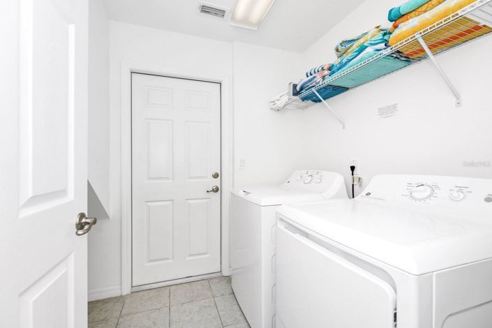 Image No.26-5 Bed House for sale