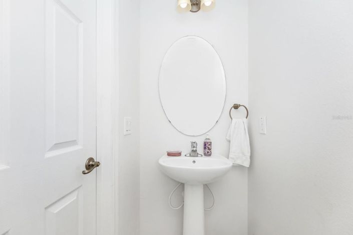 Image No.27-5 Bed House for sale