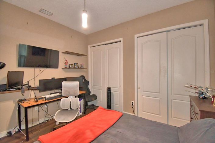 Image No.28-5 Bed House for sale