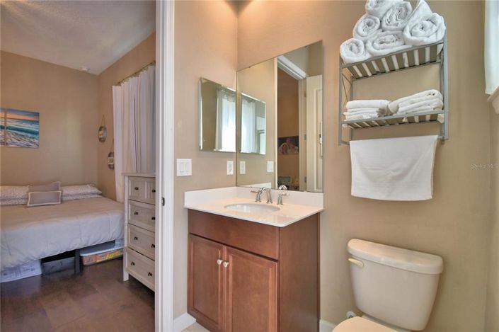 Image No.27-5 Bed House for sale