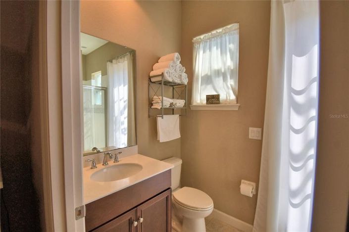 Image No.36-5 Bed House for sale