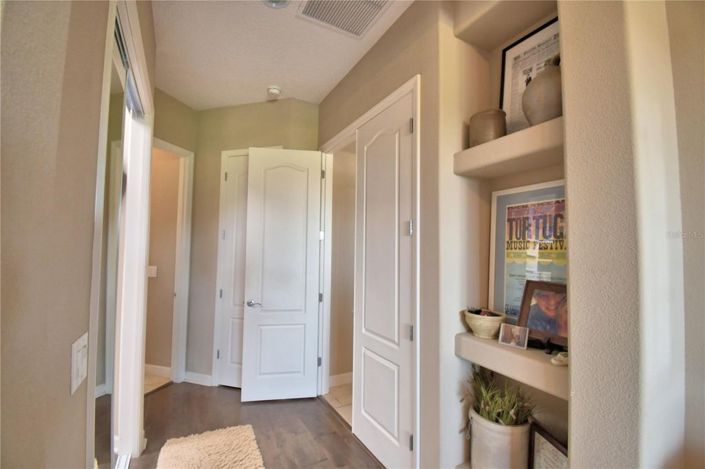 Image No.41-5 Bed House for sale