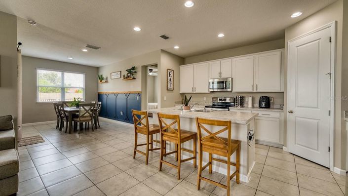 Image No.17-3 Bed House for sale