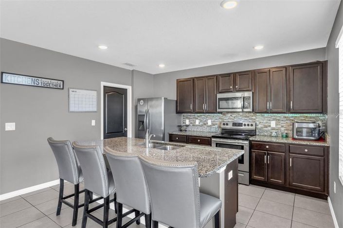 Image No.12-4 Bed House for sale