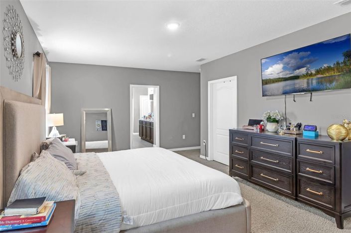 Image No.18-4 Bed House for sale