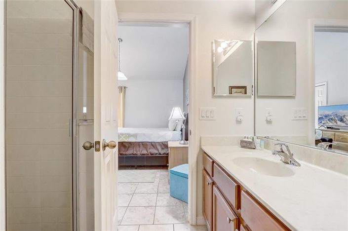 Image No.28-4 Bed House for sale