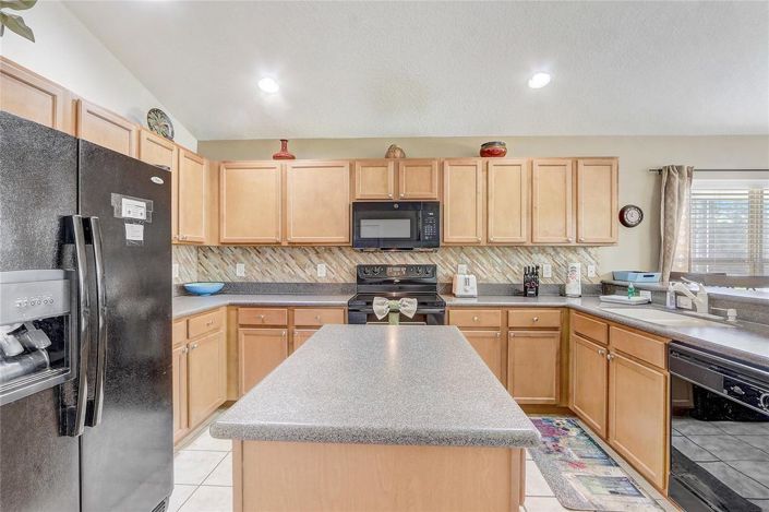 Image No.7-4 Bed House for sale