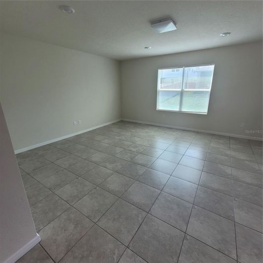 Image No.13-4 Bed House for sale