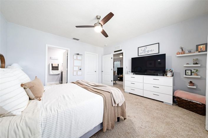 Image No.17-3 Bed House for sale