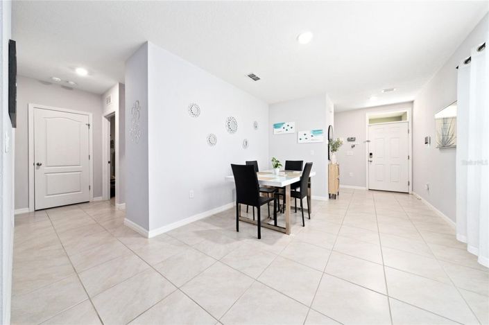 Image No.6-3 Bed House for sale