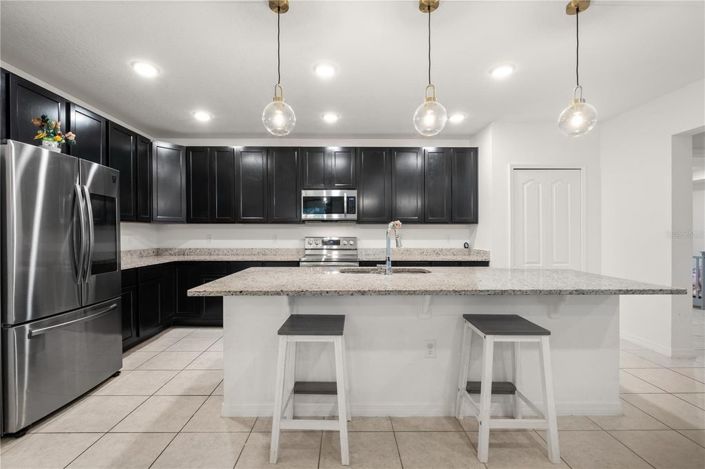 Image No.12-4 Bed House for sale