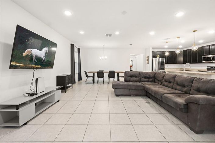 Image No.14-4 Bed House for sale